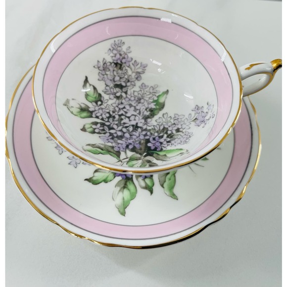 PARAGON Other - PARAGON Lilac Purple Pink Teacup & Saucer